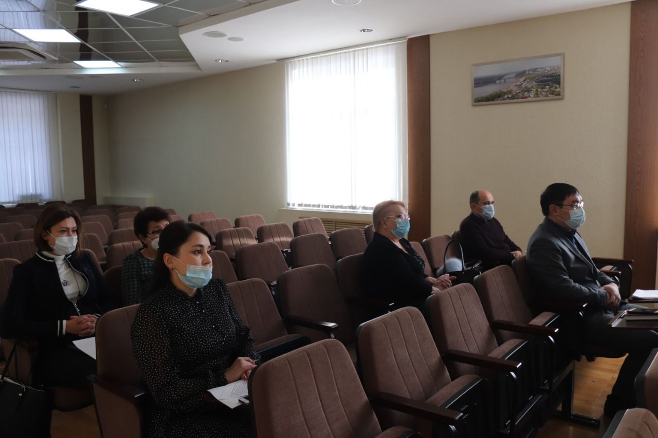 Глава Администрации Кировского района провел встречу с главными врачами поликлиник