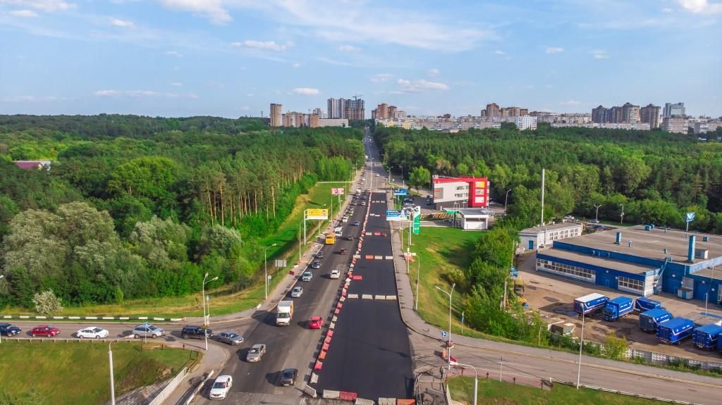 В рамках приоритетного проекта «Безопасные и качественные дороги» ведется ремонт улицы Революционной