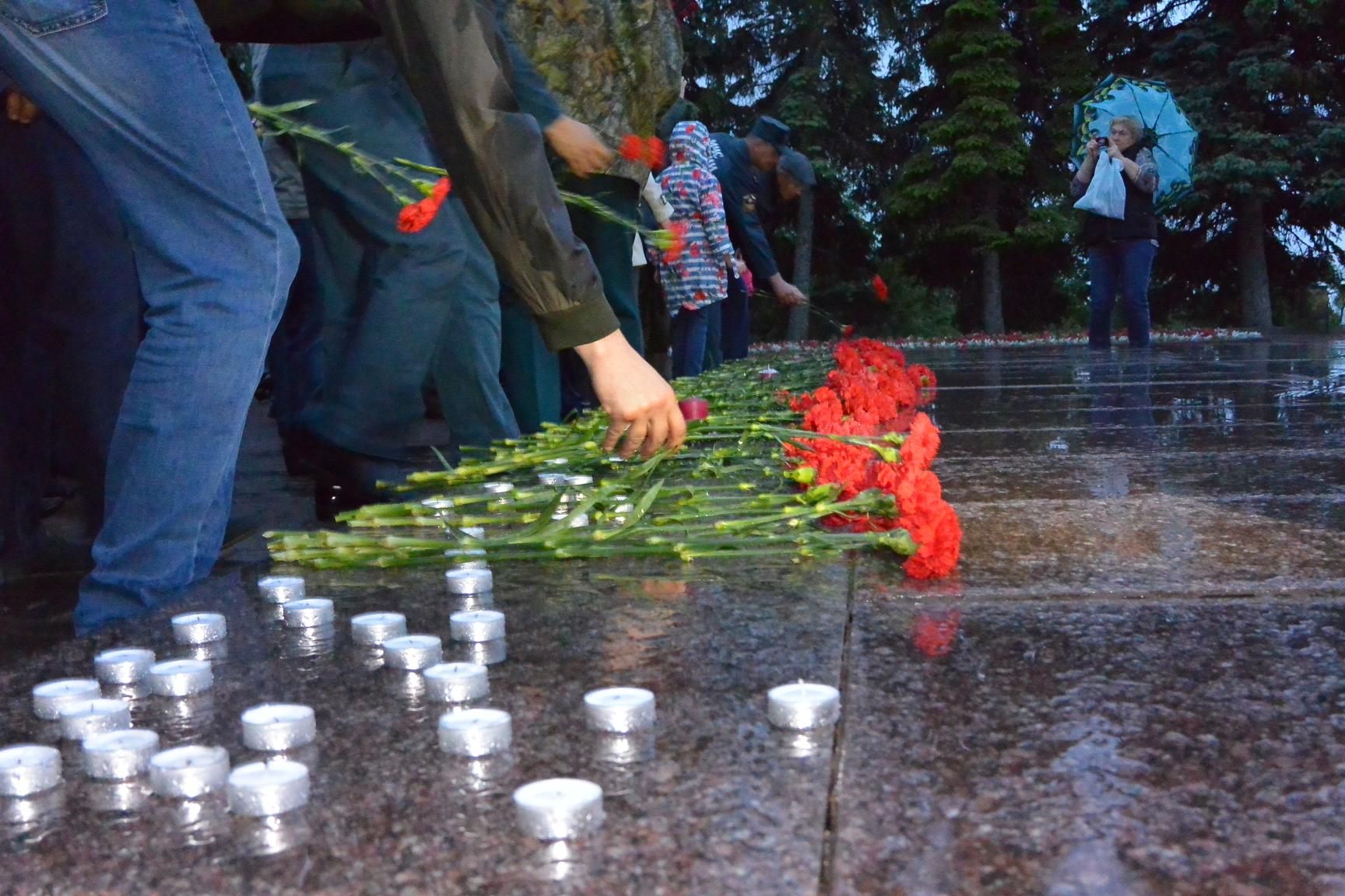 Сотрудники Управления гражданской защиты г. Уфы почтили память солдат, погибших в Великую Отечественную войну