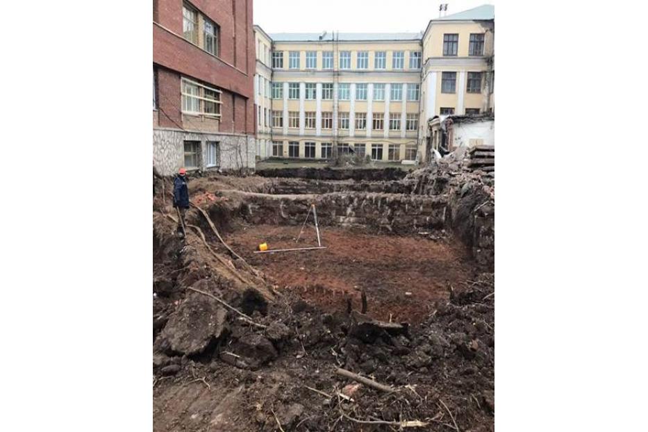Реконструкция уфимской школы №44 идет полным ходом