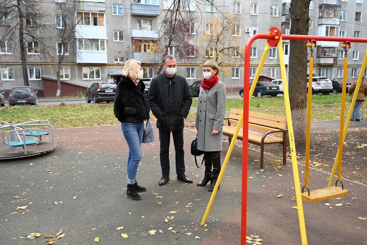 В Советском районе продолжается комиссионный объезд домов, подавших заявки на участие в конкурсе