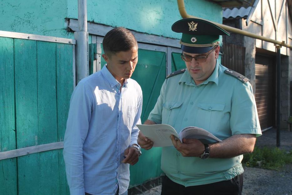 В Ленинском районе Уфы состоялся рейд судебных приставов по взысканию задолженности по теплу