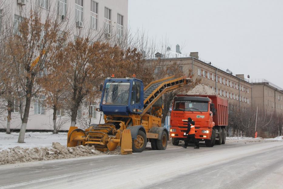 Более 200 тысяч кубометров снега вывезено с улиц Уфы с начала зимнего сезона