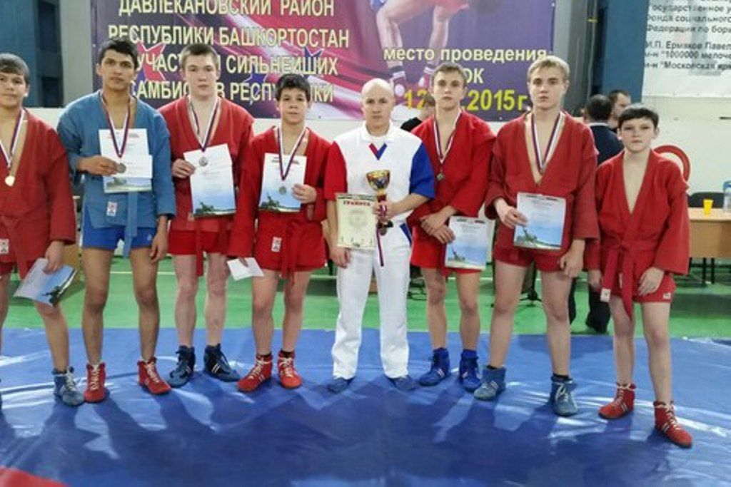 Демские борцы заняли призовые места на соревнованиях в Давлеканово и Кумертау