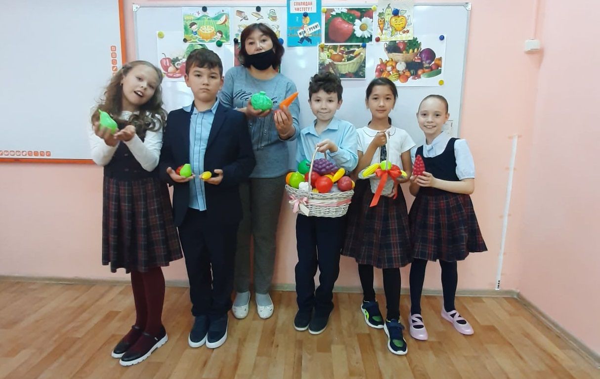 Школьники Кировского района Уфы отметили День урожая