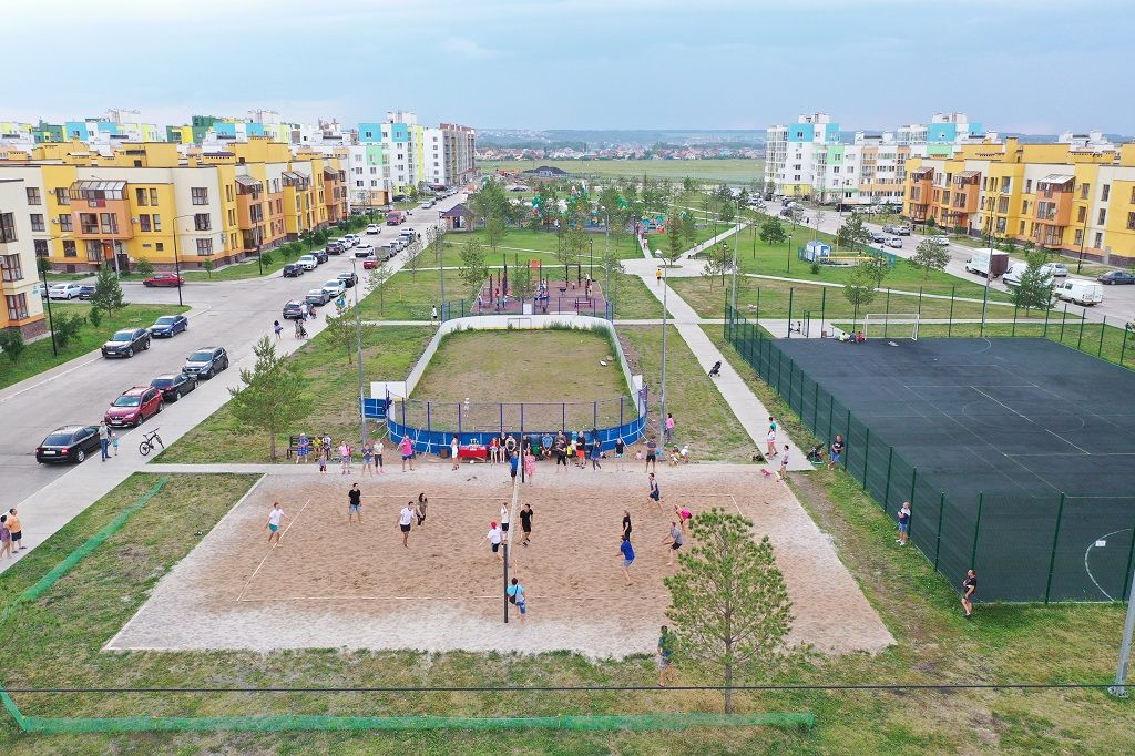В Ленинском районе Уфы среди любителей волейбола разыграли кубок