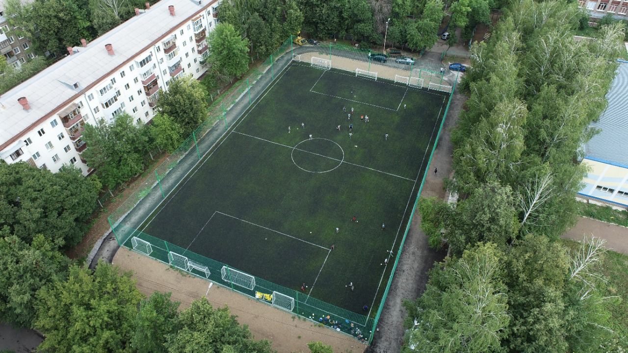 Футбольные поля Октябрьского района ждут юных спортсменов