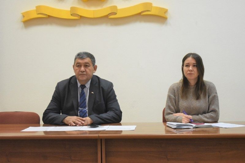 В Администрации Ленинского района обсудили вопросы межнациональных отношений