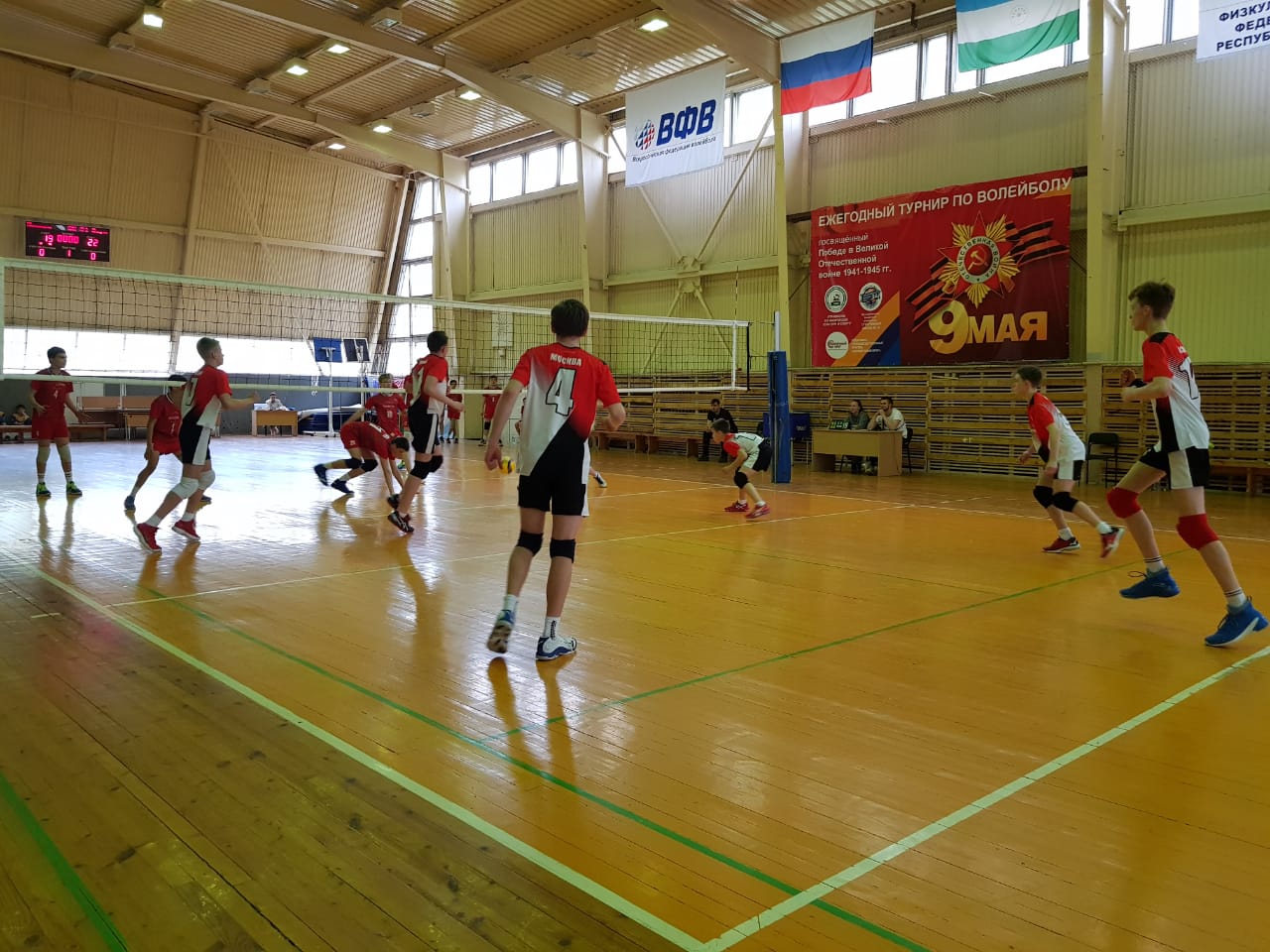 В Кировском районе проходит всероссийский турнир по волейболу