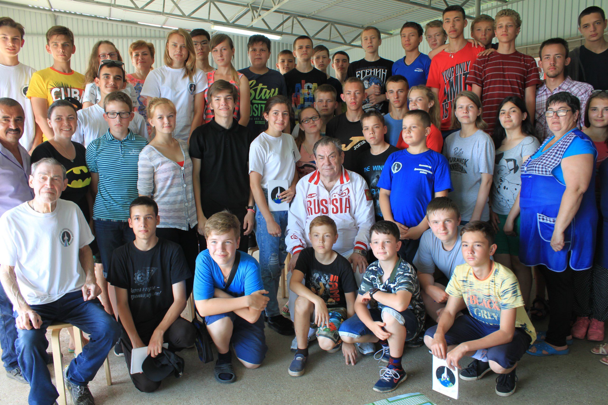 Учащиеся гимназии №93 Октябрьского района приняли участие в работе Международной аэрокосмической школы