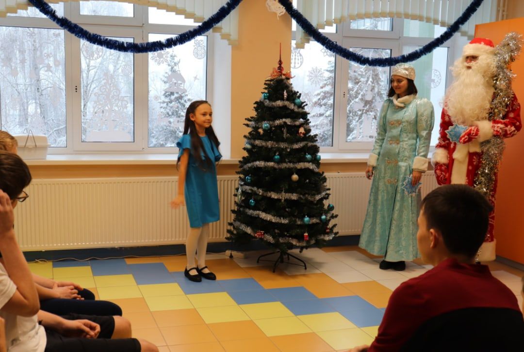 В детской клинической больнице прошел новогодний праздник