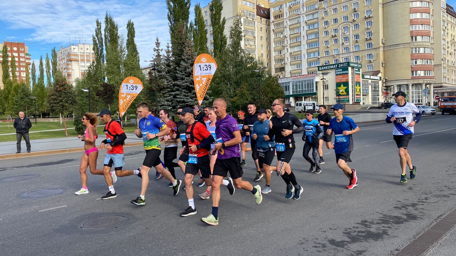 Сотрудники Ленинского района г. Уфы пробежали на уфимском международном марафоне
