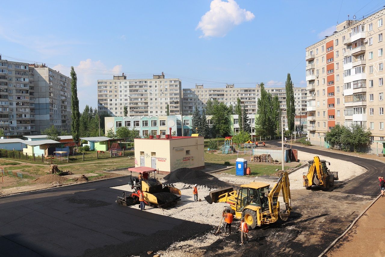 Двор работаешь. Двор Уфа Рыльского. Уфа дворы. Благоустройство Уфа. Городская среда Уфа.