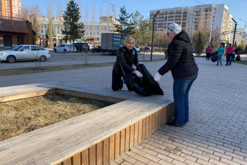 Выйдите во двор предложение