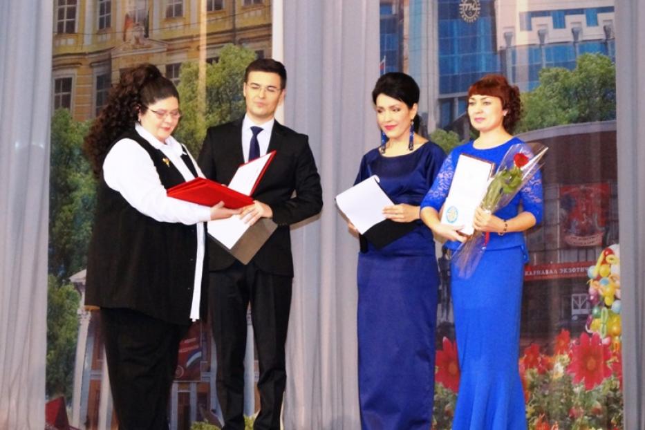 Педагог Центра «Биктырыш» - лауреат конкурса «Сердце отдаю детям»