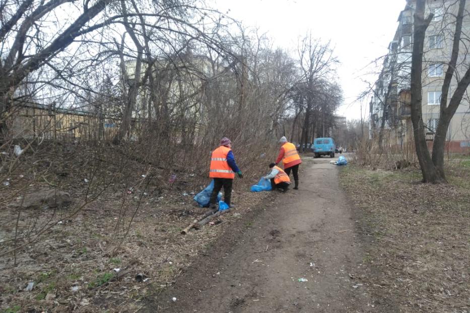 В Калининском районе ликвидируют несанкционированные свалки 