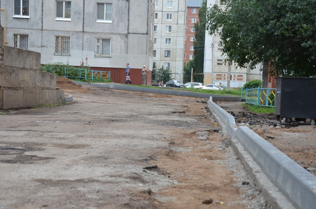 В Кировском районе продолжаются работы по программе «Башкирские дворики»