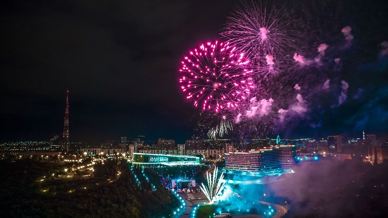 Пятый юбилейный фестиваль «Сердце Евразии» завершился красочным фейерверком