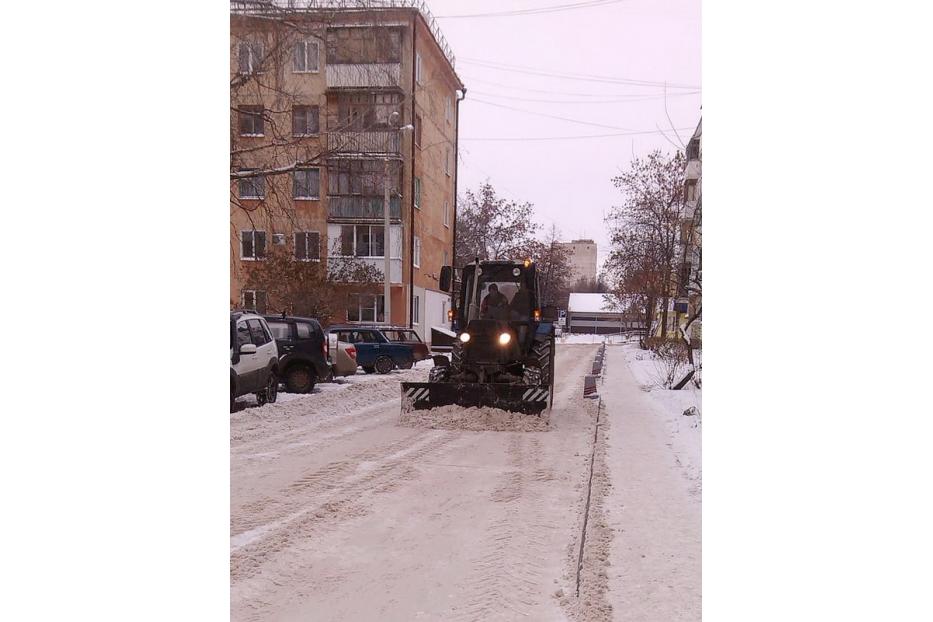Стартует комплексная очистка дворов