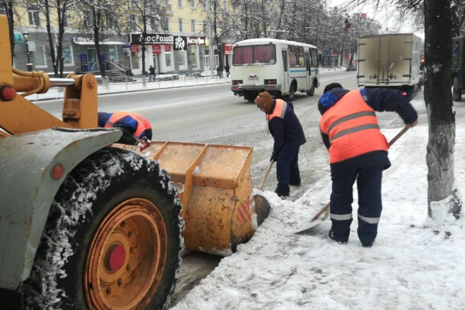 Уборка снега - в круглосуточном режиме