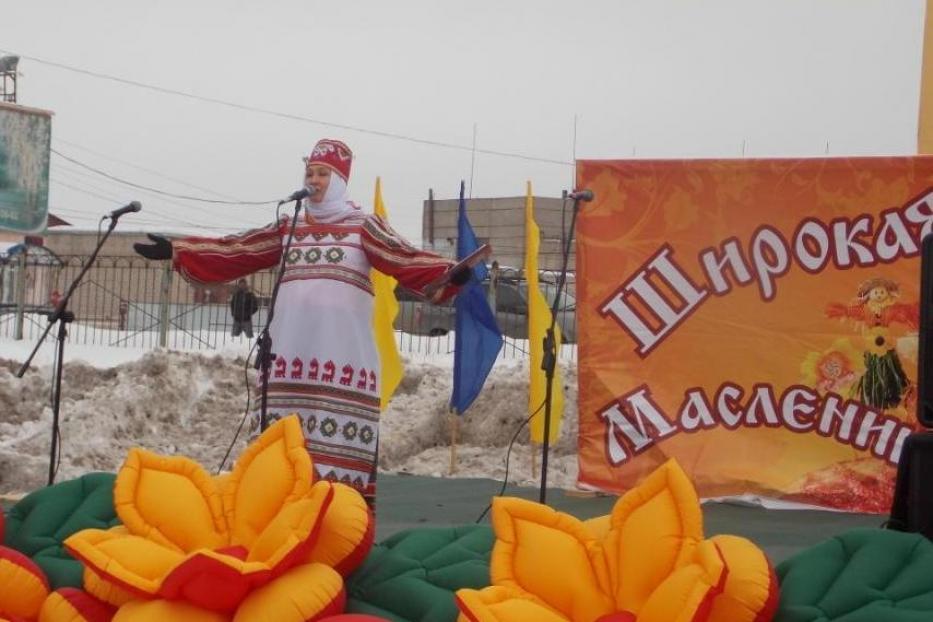 Масленица идет, блин да мед несет