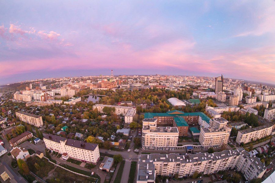 Сверху раньше. Уфа с высоты птичьего полета. Виды Уфы с высоты птичьего полета. Площадь Ленина с высоты птичьего полета Уфа. Советский район с высоты птичьего полета.