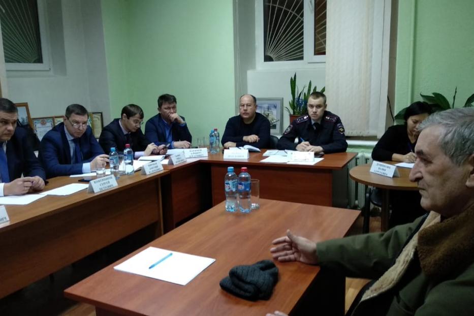 Прием граждан провел глава Администрации Калининского района