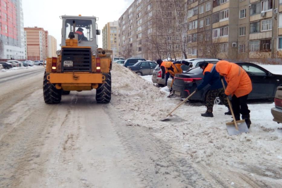 Борьба со снегом продолжается 