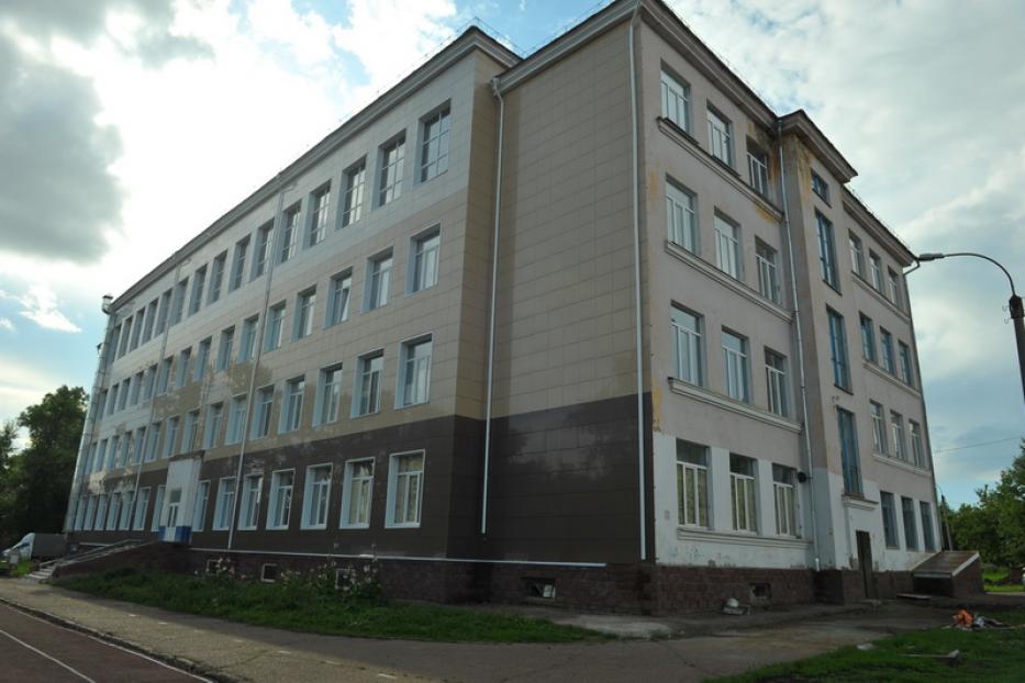 Дети рады, довольны родители...