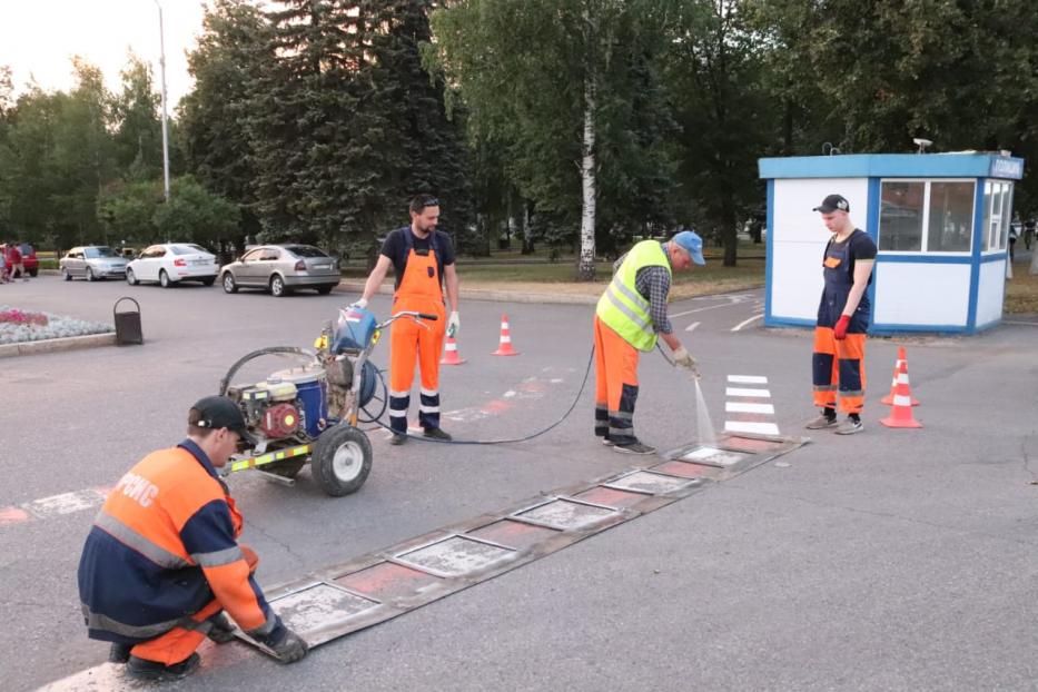 В Уфе наносится разметка на участках пересечения велодорожек и проезжих частей