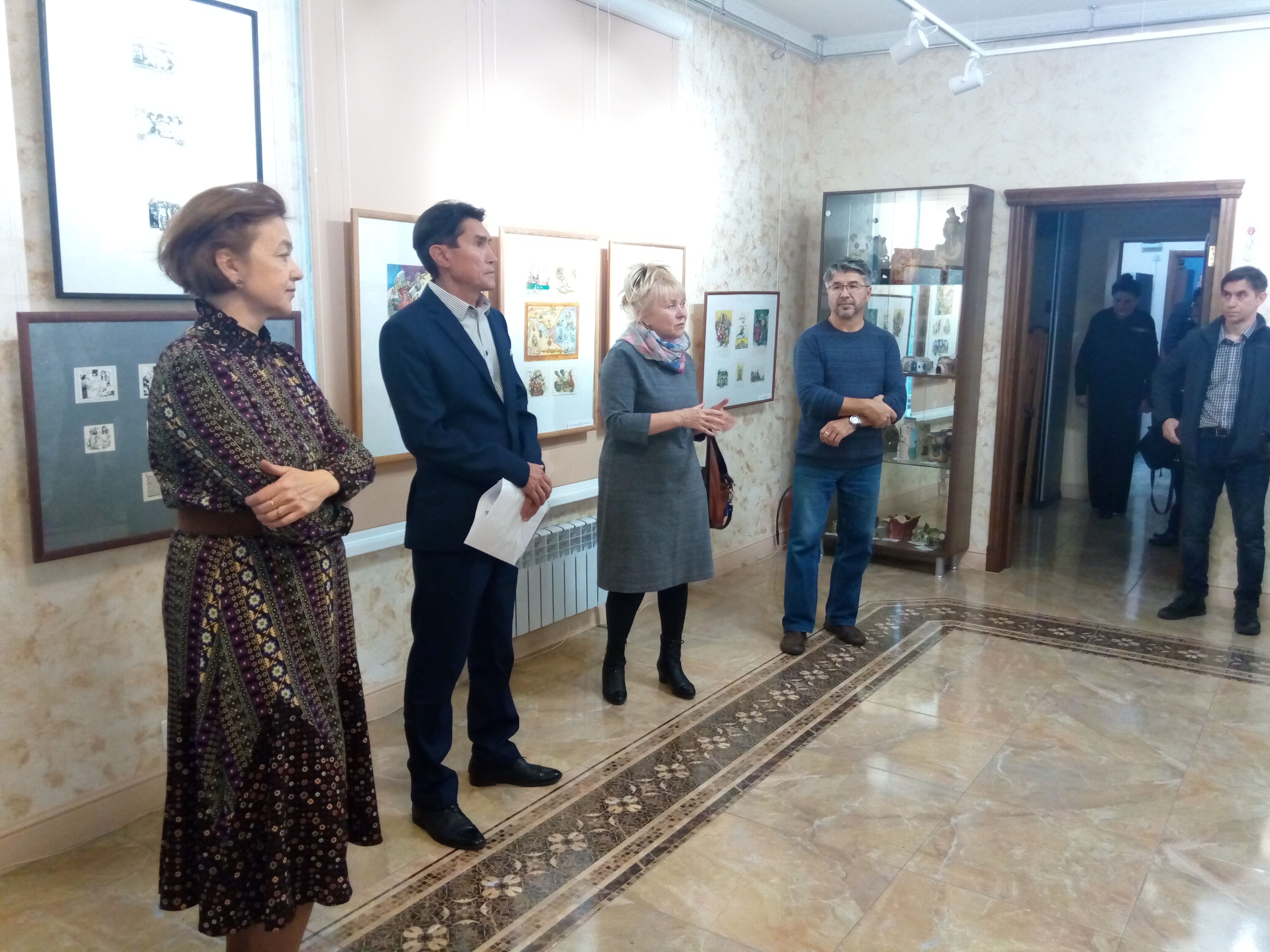  В ДХШ №2 открылась выставка памяти художника -иллюстратора Александра Костина