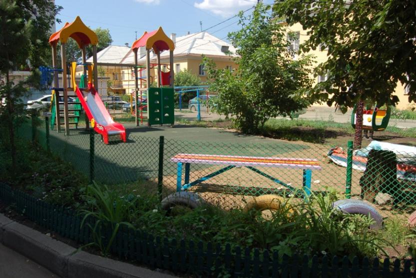 Детские площадки во двор металлические украинского производства