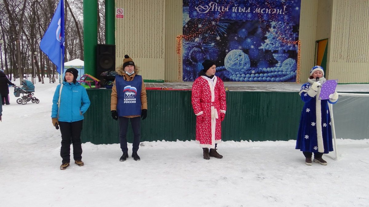 В Дёмском районе Уфы проходит районный этап республиканского фестиваля «Новогодние семейные игры - 2021» 