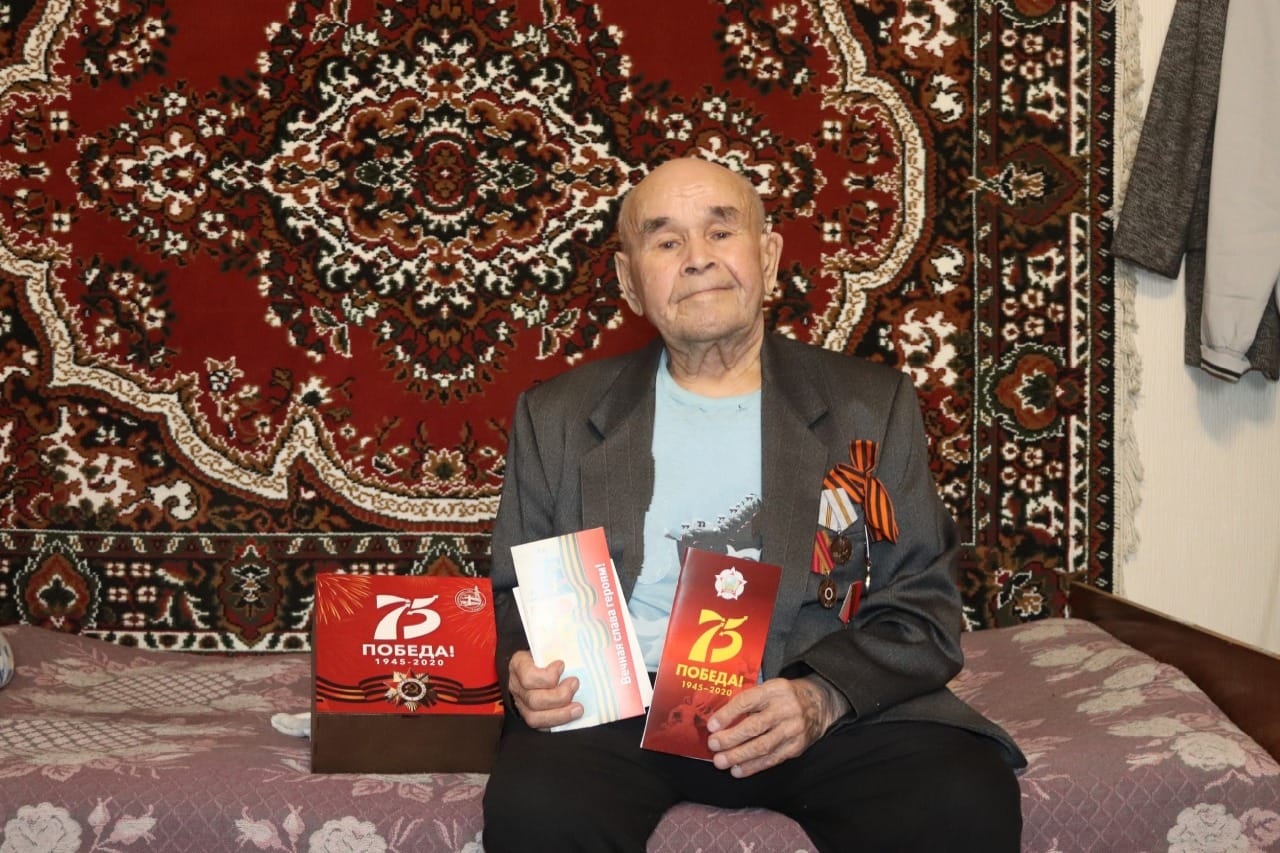 Труженику тыла вручили медаль к 75-летию со Дня Победы в Великой Отечественной войне