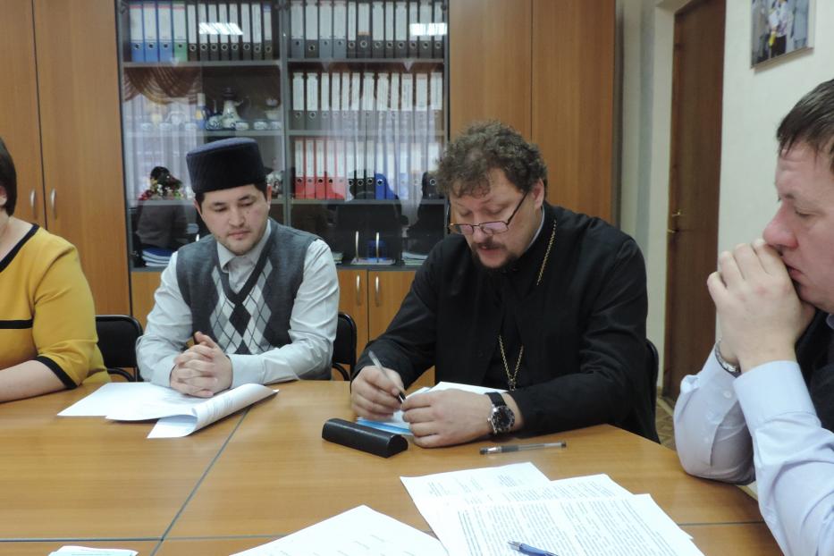 В Октябрьском районе состоялось заседание Комиссии по вопросам государственно-конфессиональных отношений