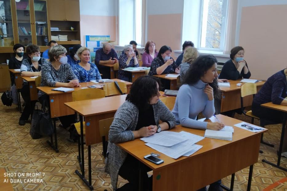 Библиотека № 30 провела День специалиста 