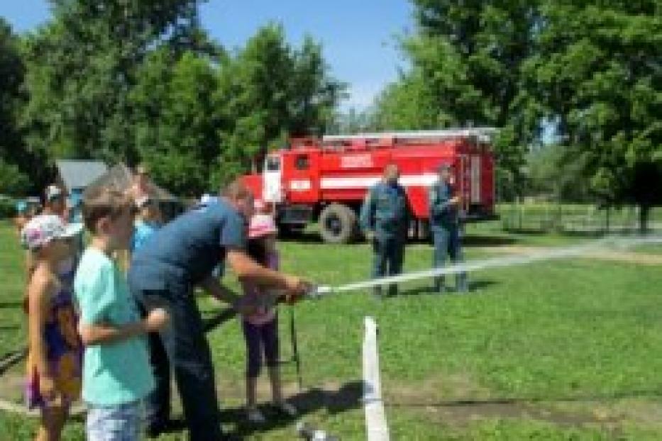 Пожарной безопасности в детских оздоровительных лагерях будет уделяться особое внимание