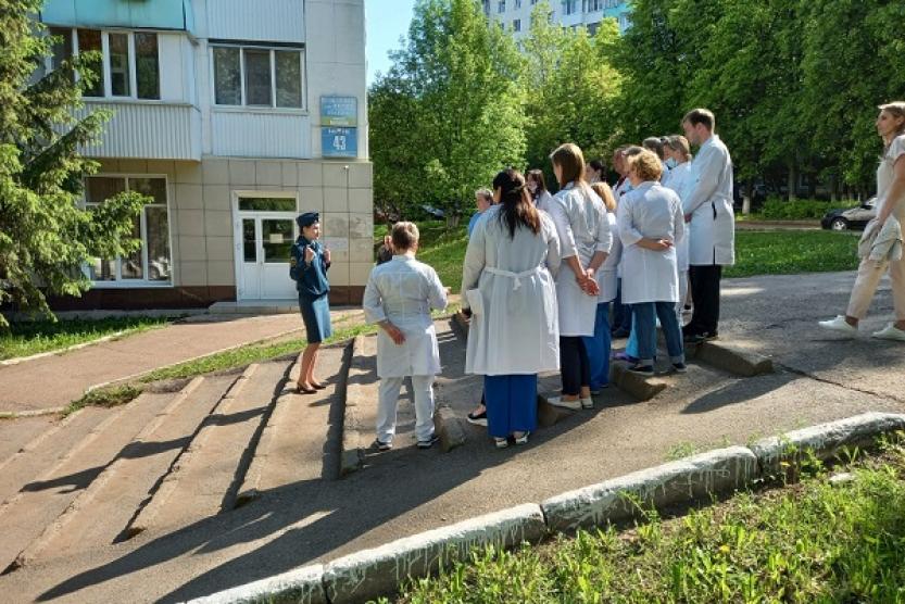 Наркодиспансер 6. Шадринский наркологический диспансер персонал. Фотография наркодиспансера на улице Пластунской 157.