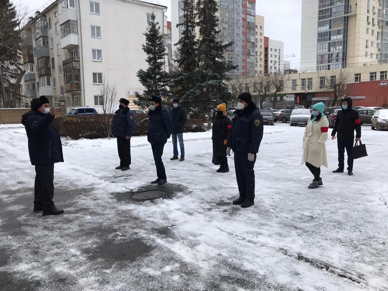 В Советском районе Уфы продолжаются рейды по проверке соблюдения масочного режима 
