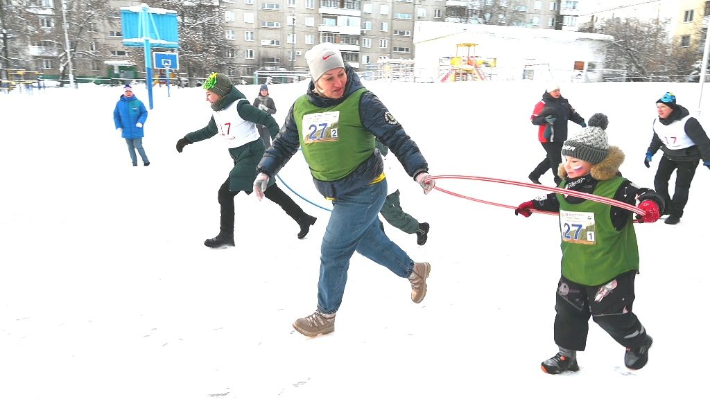 «Новогодние семейные игры-2024» в Советском районе