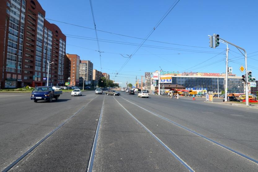 Перекресток улиц. Перекресток Менделеева Бакалинская Уфа. Уфа ул Менделеева перекресток Бакалинская. Перекрёсток, Уфа, Бакалинская улица. Трамвайный перекресток в Уфе.