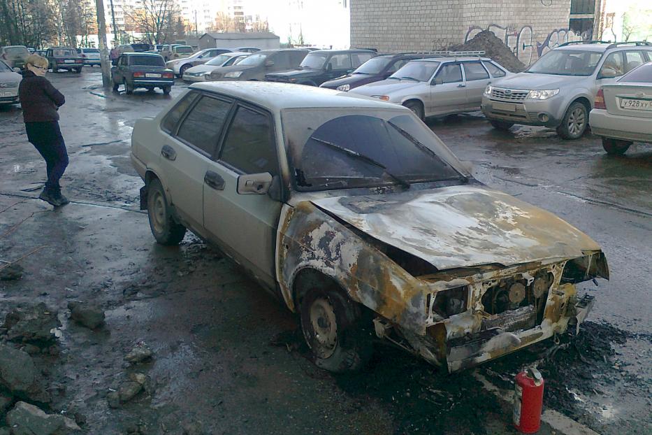 Сгорел автомобиль