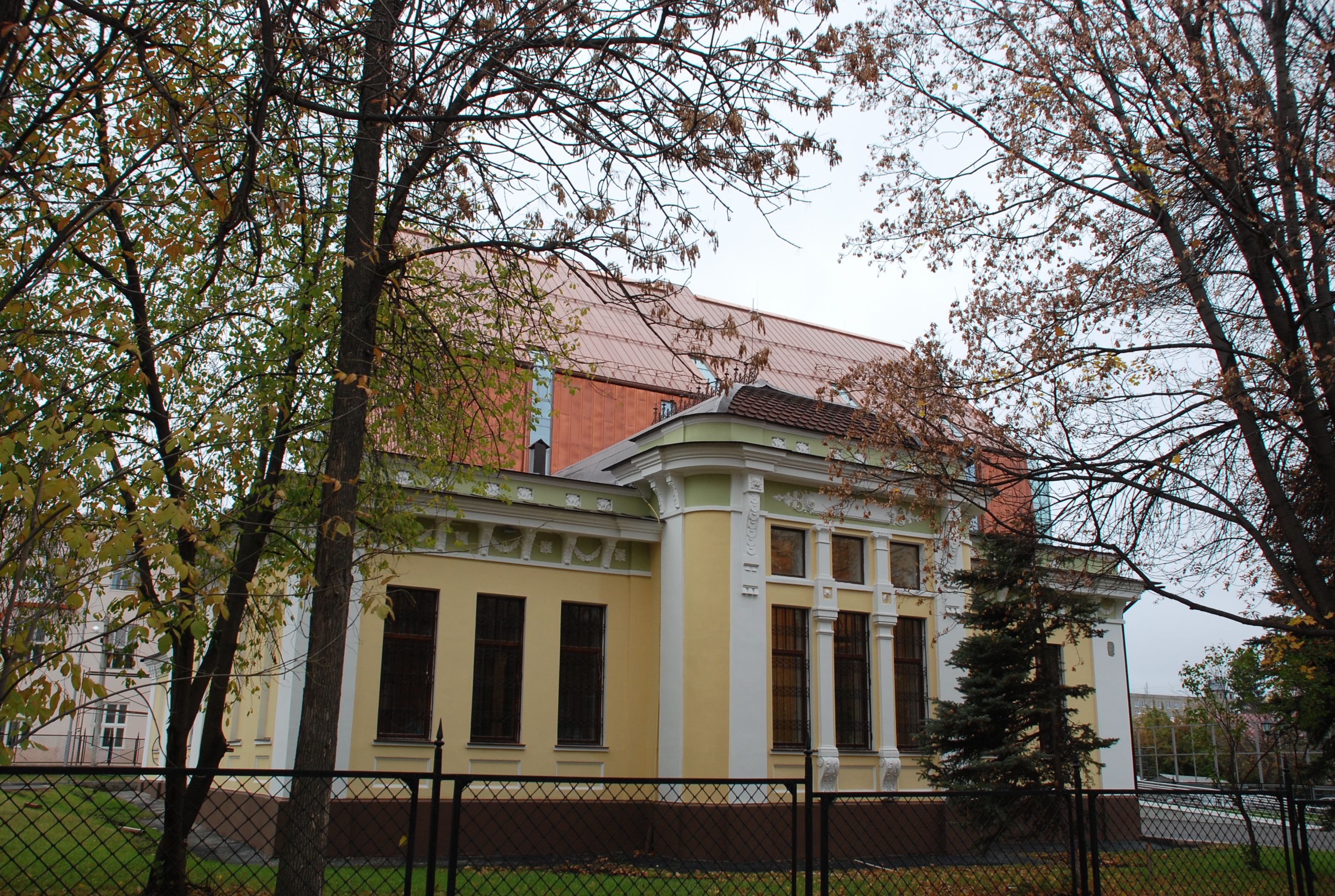 Музей имени Нестерова приглашает уфимцев на концертную программу «Волшебные аккорды осени»