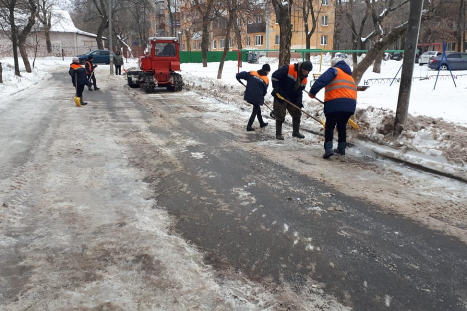 График комплексной очистки дворов Орджоникидзевского района на 21 января 2020 года 