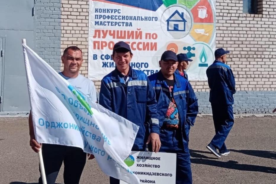 Тракторист УЖХ Орджоникидзевского района – один из лучших в своей профессии