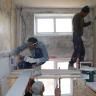 В Калининском районе продолжается первый этап ремонтов подъездов