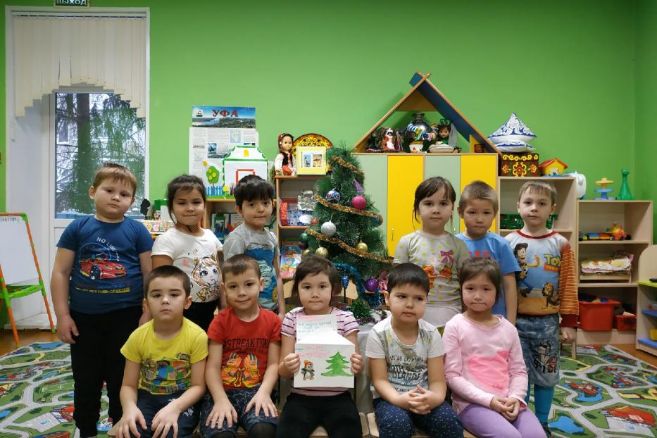 В детских садах Калининского района провели тематическое мероприятие - прощание с елочкой 