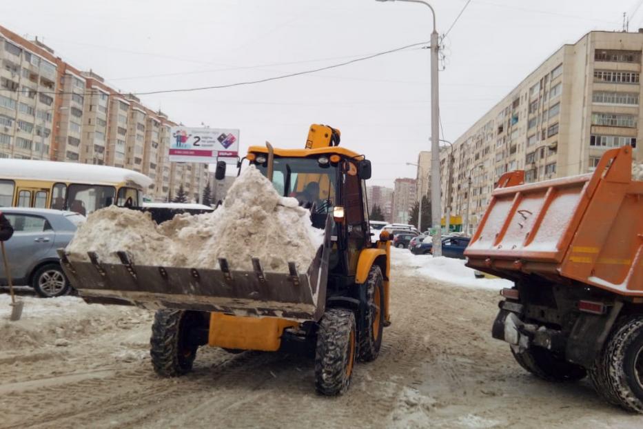 Борьба со снегом продолжается 