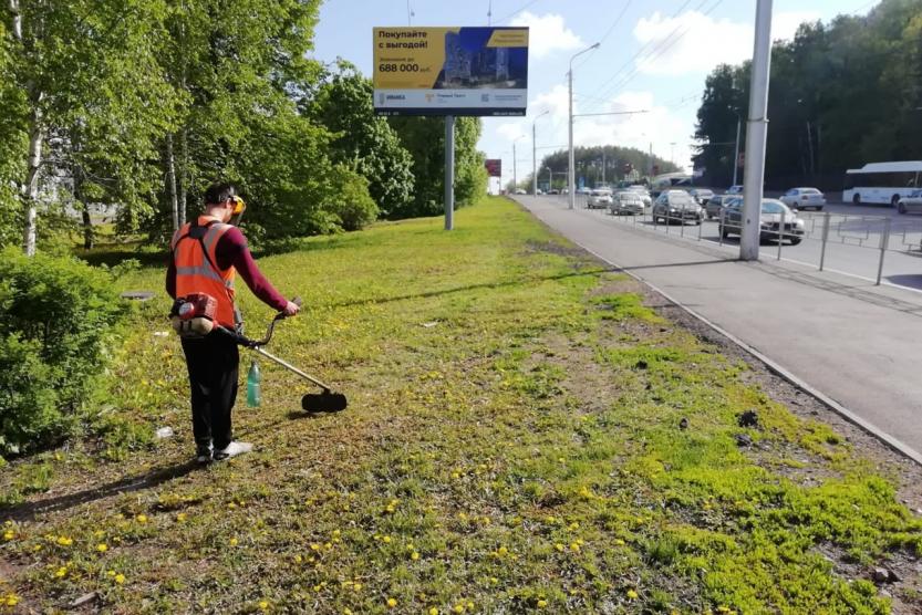 Работаю в районе. Благоустройство города. Благоустройство Советской площади в Уфе.