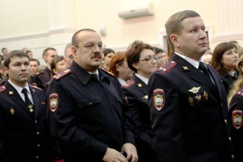 Сергей Литвинов поздравил белгородских курсантов с принятием присяги